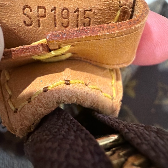 Louis Vuitton Cruiser 40 Monogram Travel Bag Vintage 1995 Authentic ✨✨ - Picture 5 of 17